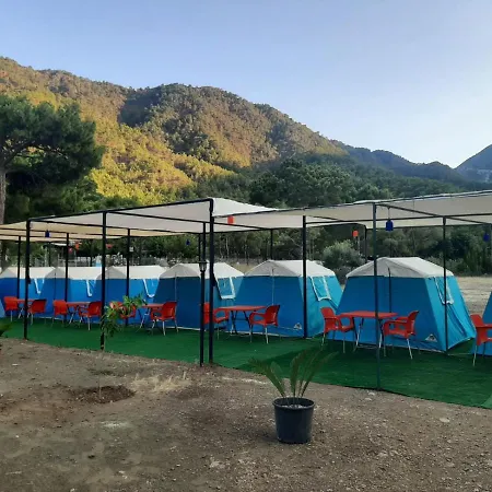 Bro's Camping *